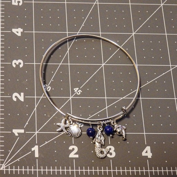 Sea Life Bangle Bracelet 3043 - Picture 4 of 5